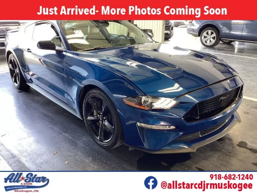 2022 Ford Mustang GT Premium photo 1
