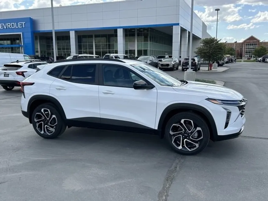 2026 Chevrolet Trax photo 1