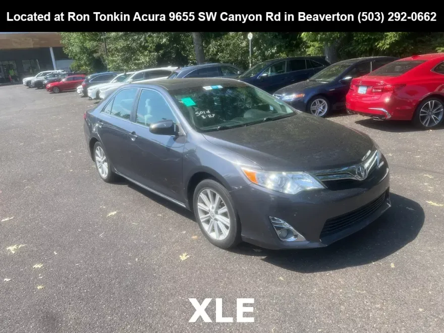 2012 Toyota Camry XLE photo 1