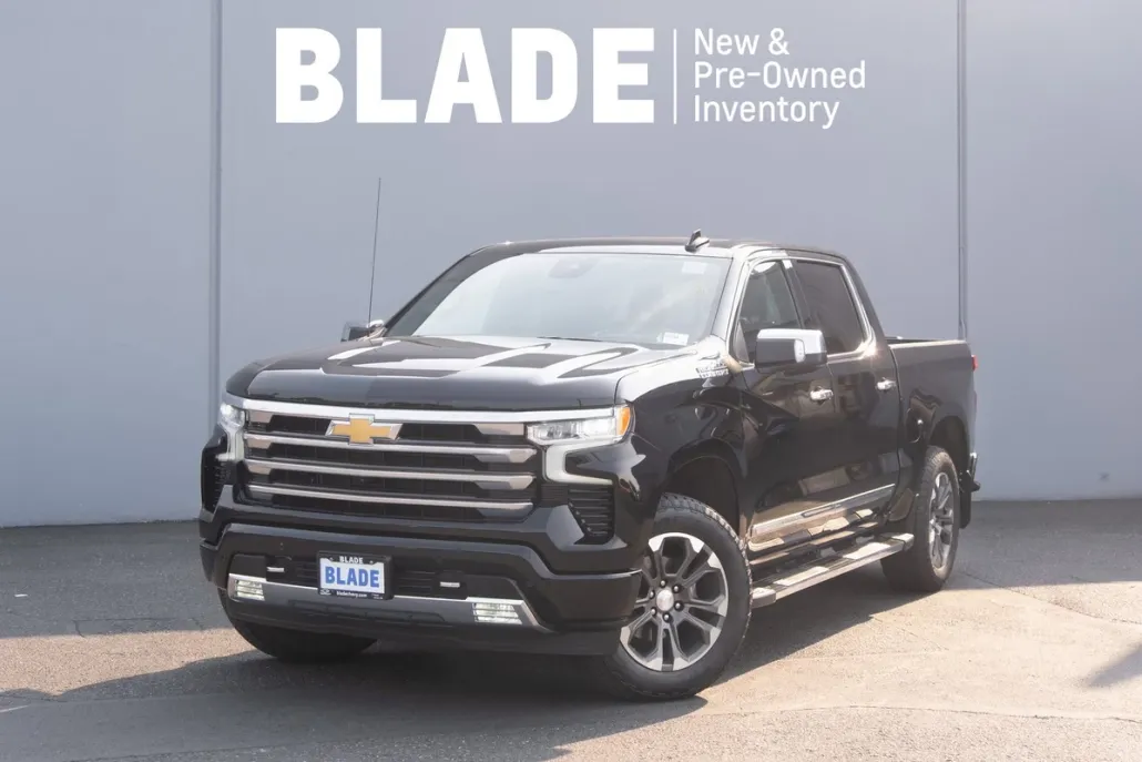 2023 Chevrolet Silverado 1500 High Country photo 1
