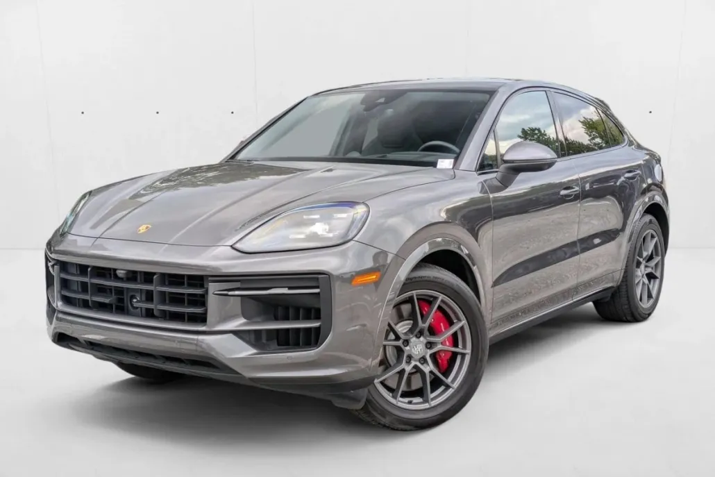2024 Porsche Cayenne S Coupe photo 1