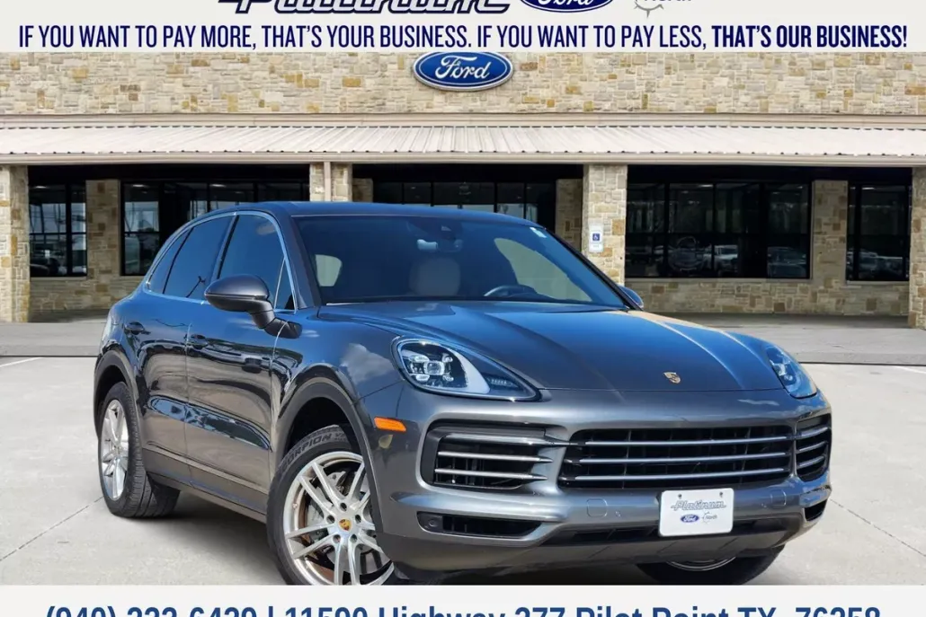 2019 Porsche Cayenne S photo 1