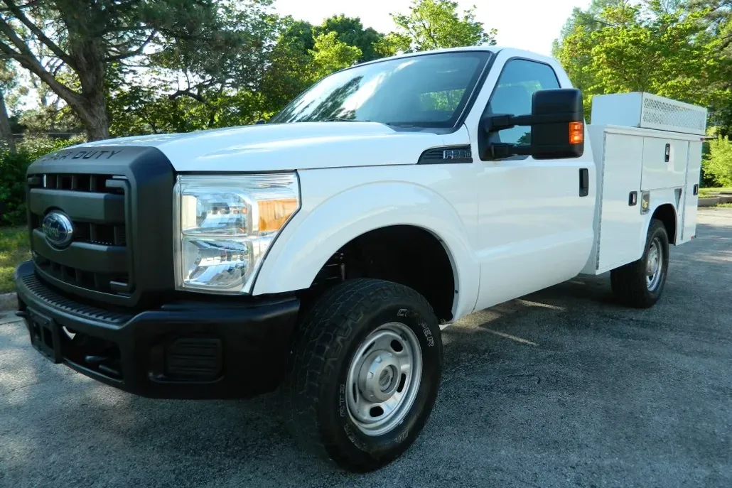 2014 Ford F-250 XL photo 1
