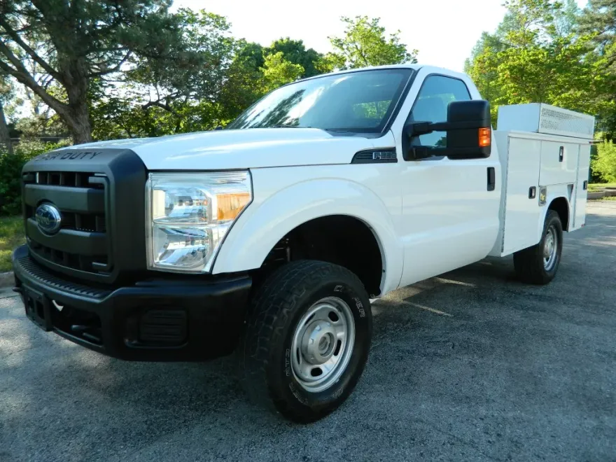 2014 Ford F-250 XL photo 1