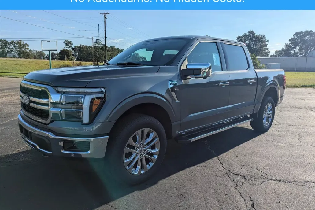 2025 Ford F-150 Lariat photo 1