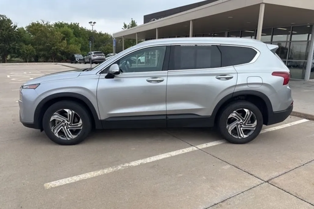 2023 Hyundai Santa Fe SEL photo 1