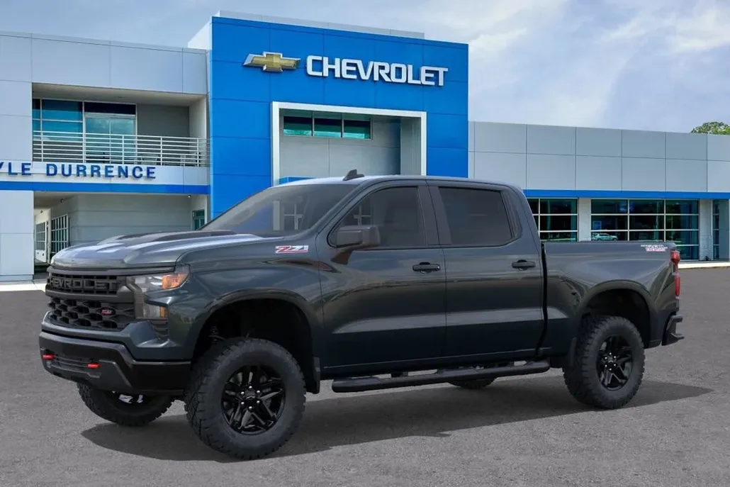 2026 Chevrolet Silverado 1500 Custom Trail Boss photo 1