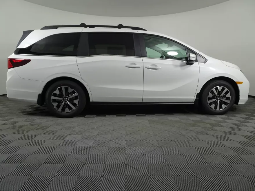 2026 Honda Odyssey EX-L photo 1