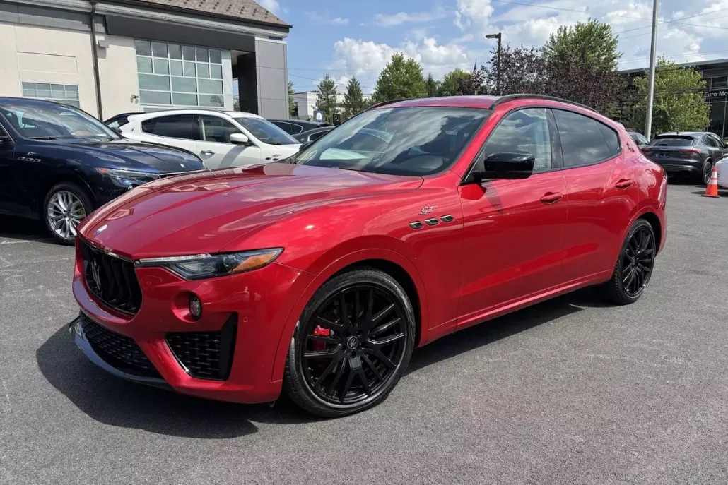 2022 Maserati Levante GT photo 1