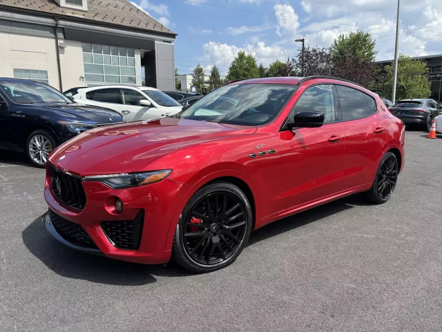 2022 Maserati Levante GT photo 1