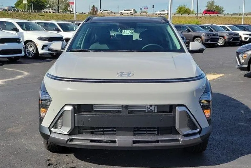 2026 Hyundai Kona Limited photo 1