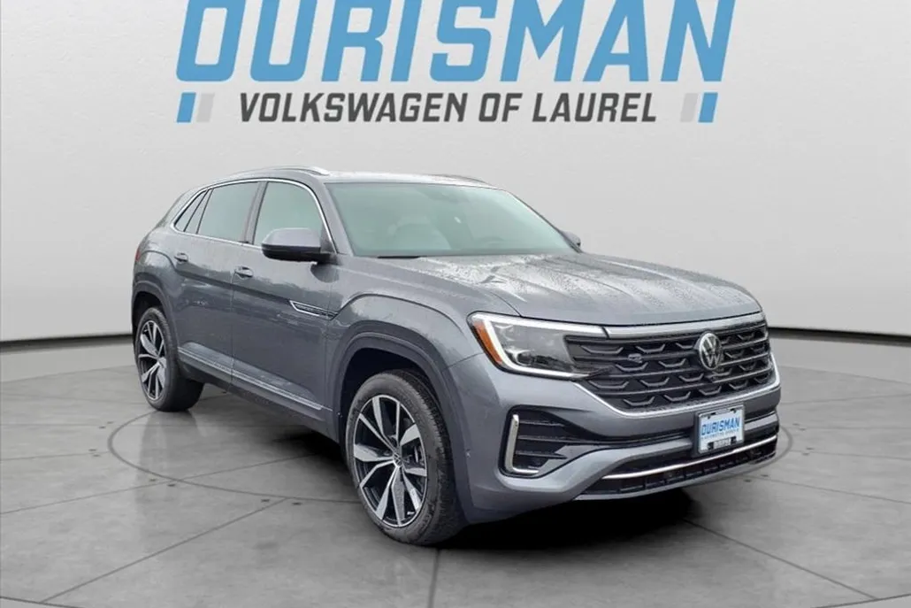 2025 Volkswagen Atlas Cross Sport SEL Premium R-Line photo 1