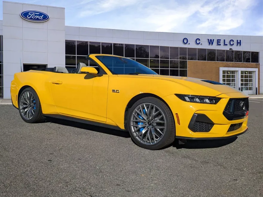 2024 Ford Mustang GT Premium Convertible photo 1