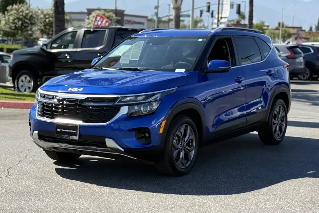 2024 Kia Seltos SX photo 1