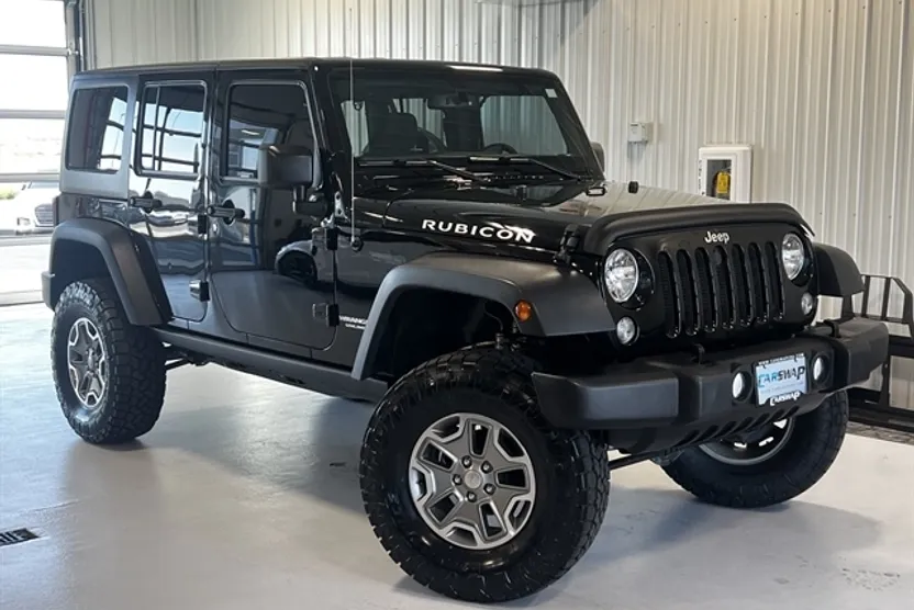 2016 Jeep Wrangler Unlimited Rubicon photo 1