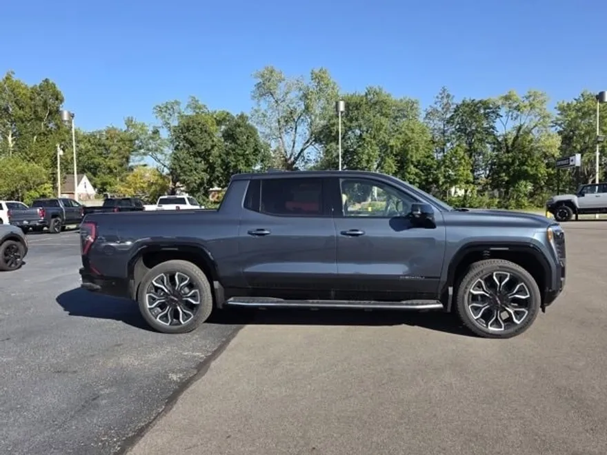 2026 Gmc Sierra EV Denali photo 1