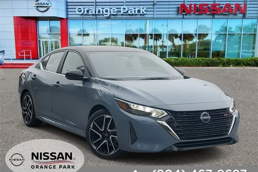 2025 Nissan Sentra SR photo 1