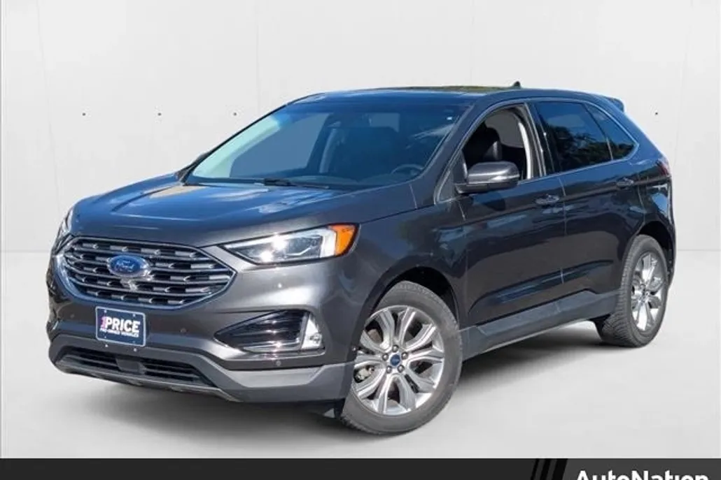 2019 Ford Edge Titanium photo 1