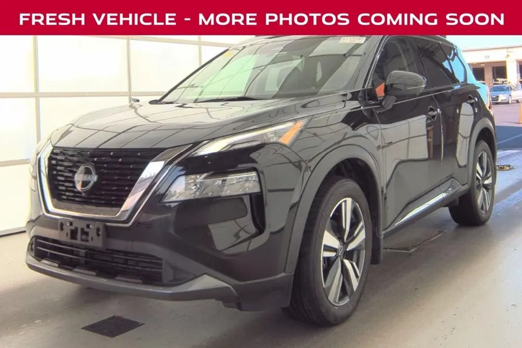 2023 Nissan Rogue SL photo 1