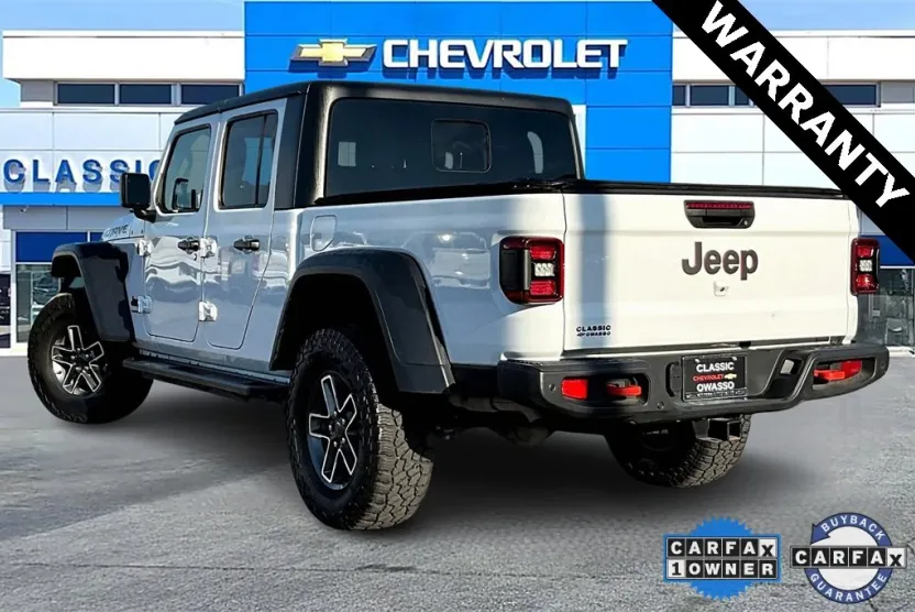 2024 Jeep Gladiator Mojave photo 1