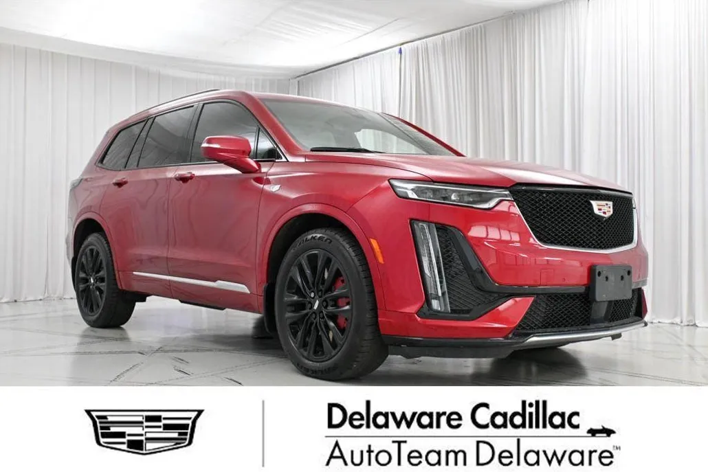 2023 Cadillac XT6 Sport photo 1