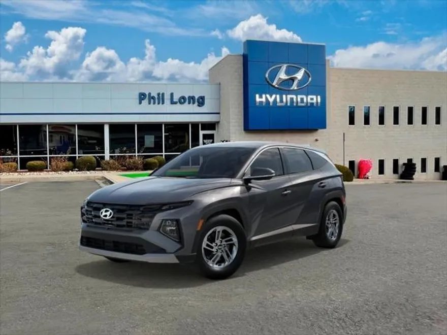 2025 Hyundai Tucson SE photo 1