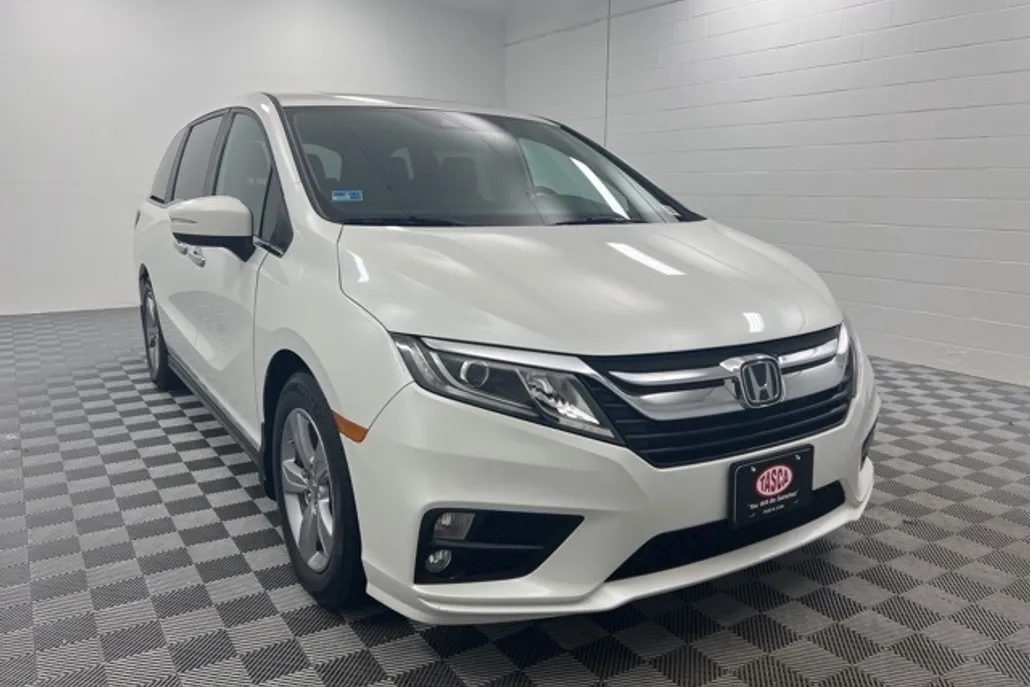 2020 Honda Odyssey EX-L photo 1