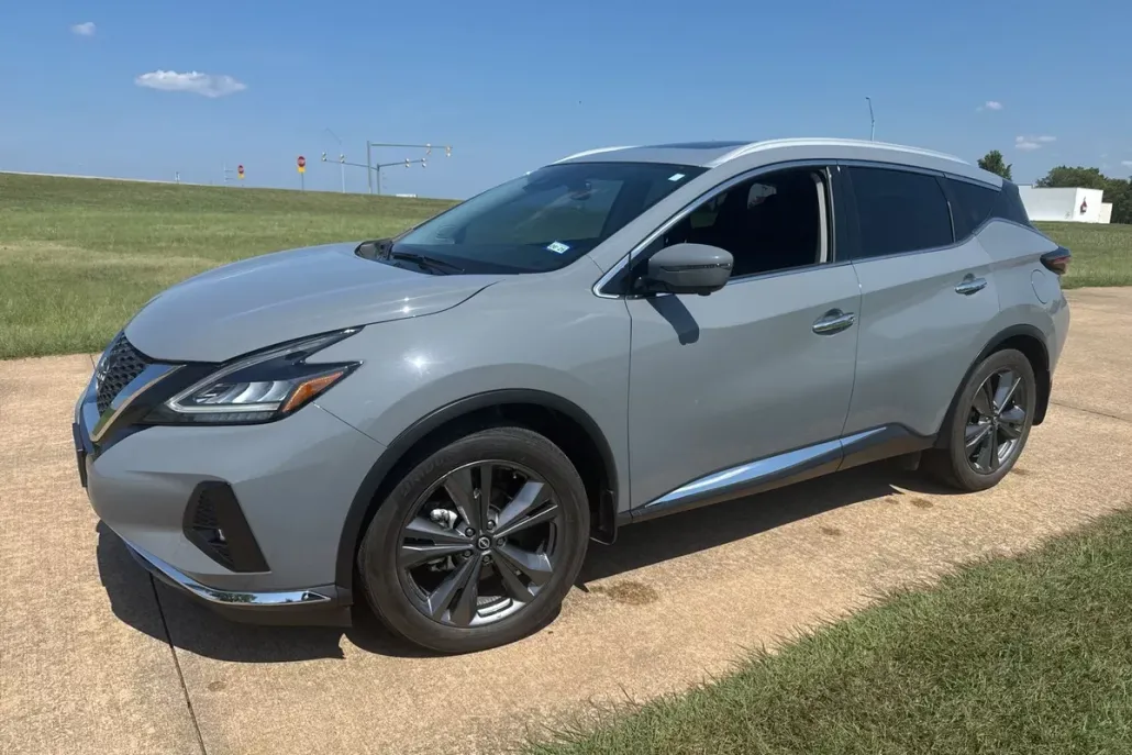 2023 Nissan Murano Platinum photo 1