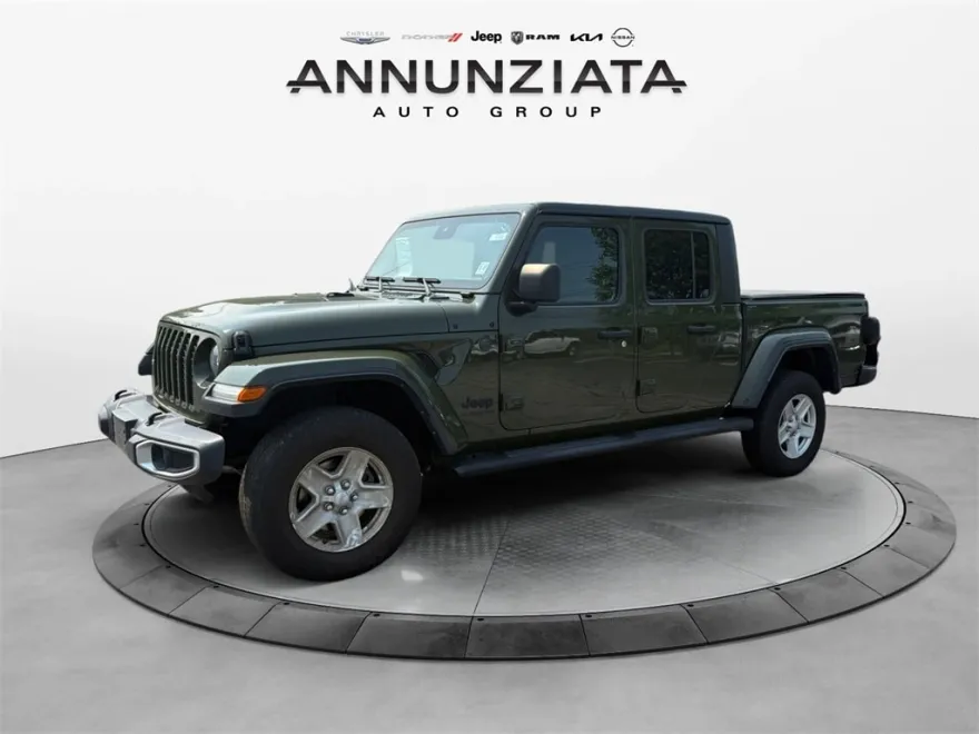 2022 Jeep Gladiator Sport photo 1