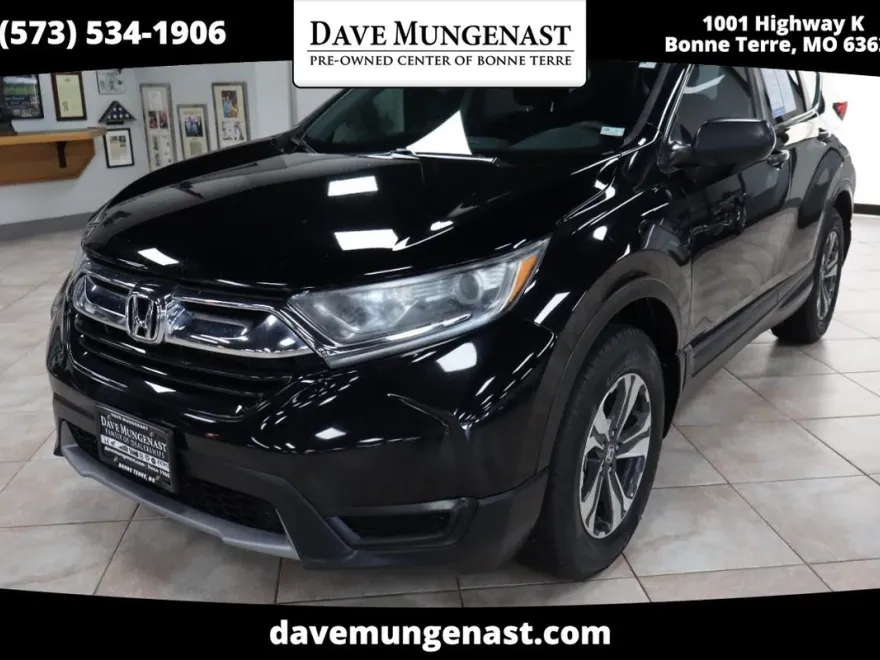 2017 Honda CR-V LX photo 1