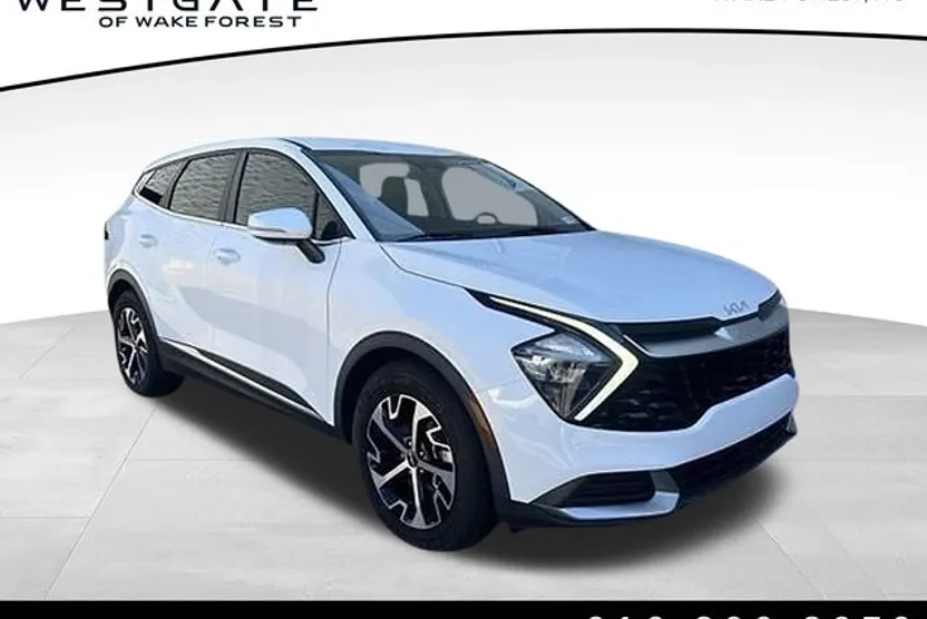 2023 Kia Sportage EX photo 1