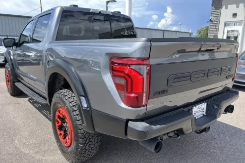 2024 Ford F-150 Raptor photo 3