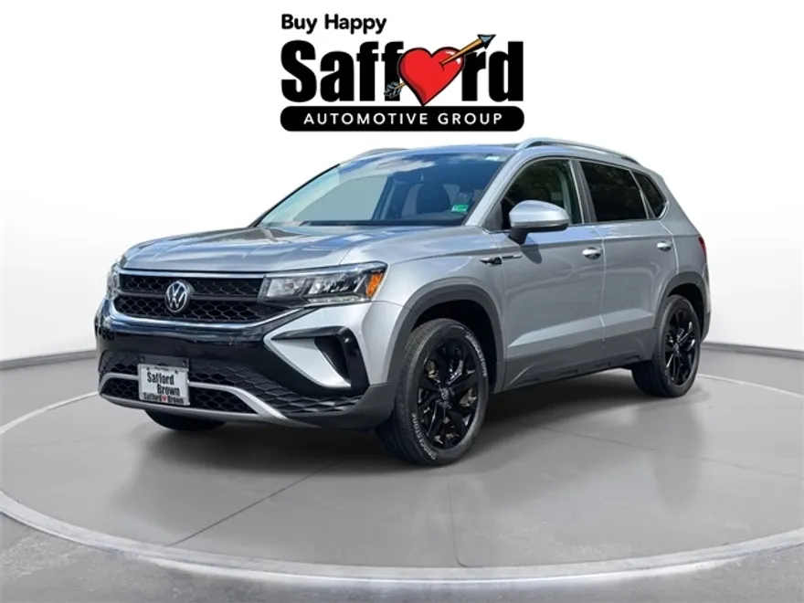 2022 Volkswagen Taos SE photo 1