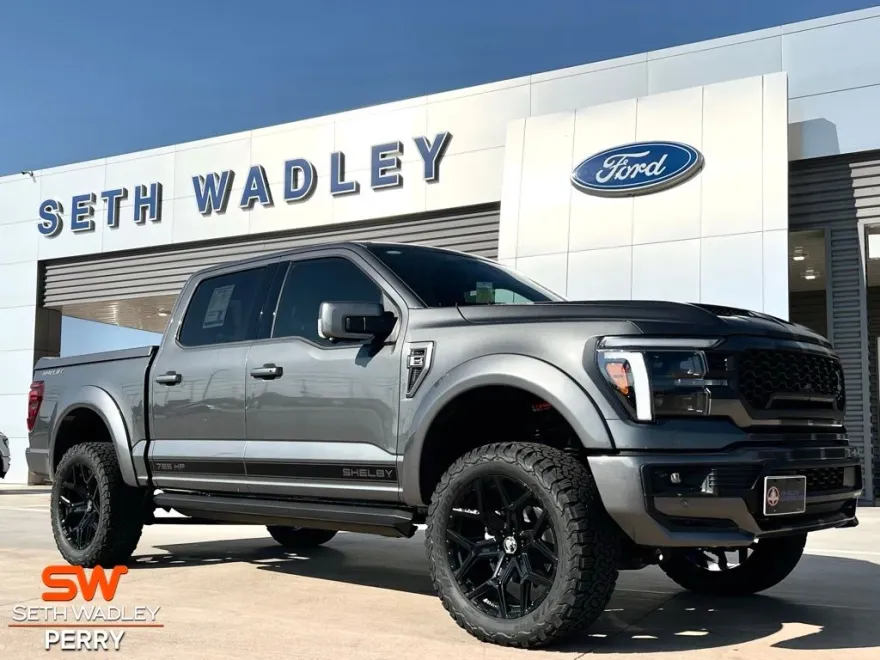 2025 Ford F-150 Lariat photo 1