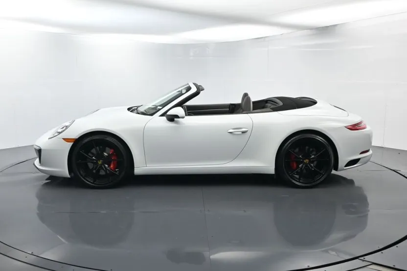 2019 Porsche 911 S photo 1