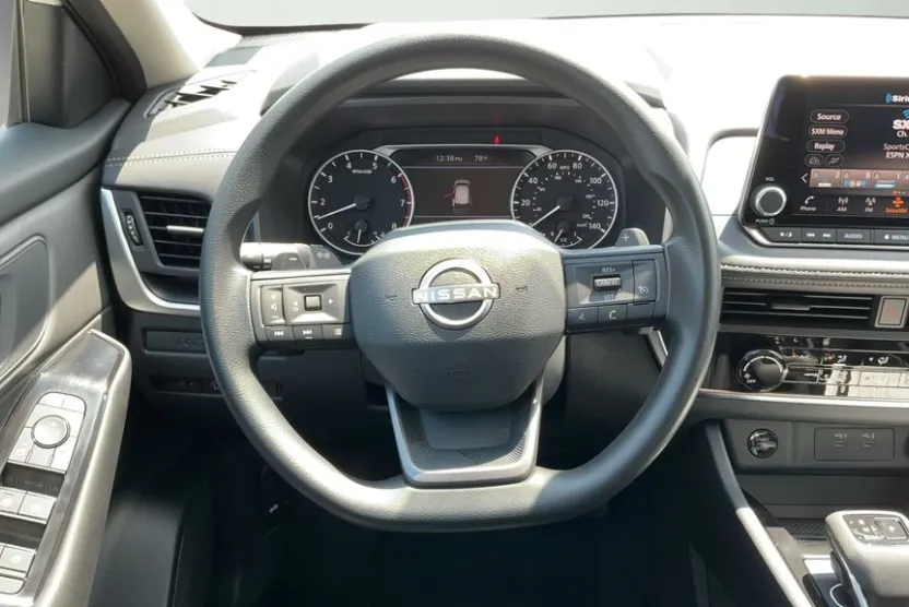 2026 Nissan Rogue S photo 1