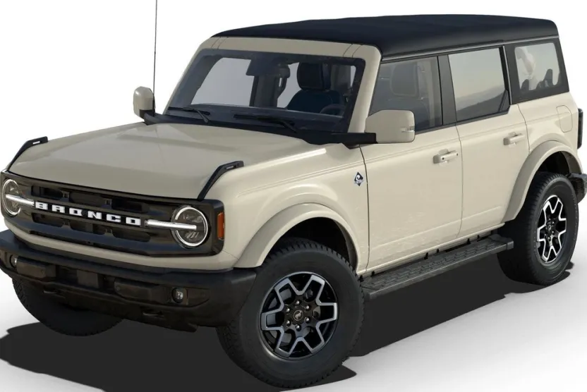 2025 Ford Bronco Outer Banks photo 1