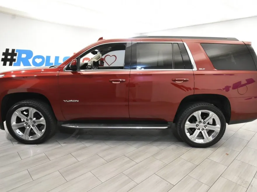 2016 Gmc Yukon SLT photo 1