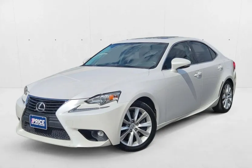 2016 Lexus IS 200t photo 1