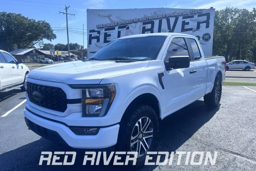 2023 Ford F-150 XL photo 1