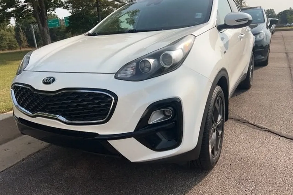 2022 Kia Sportage LX photo 1
