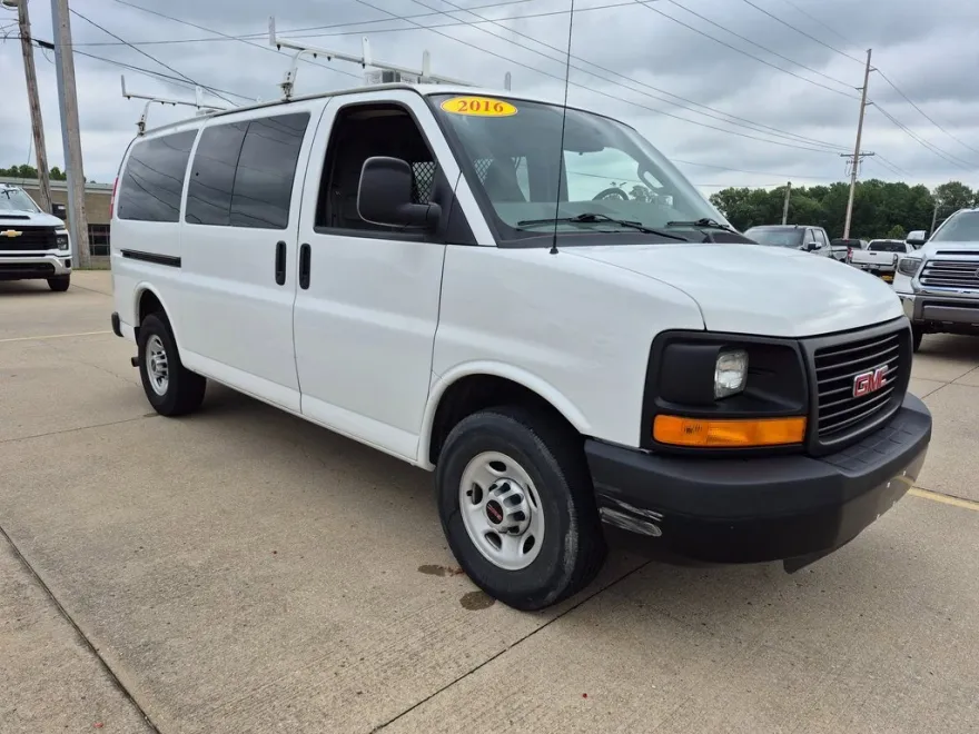 2016 Gmc Savana 2500 Cargo photo 1