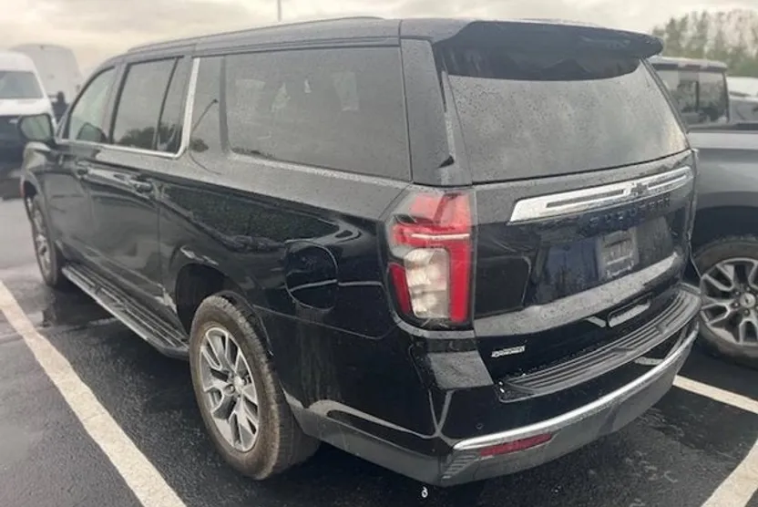 2024 Chevrolet Suburban LS photo 1