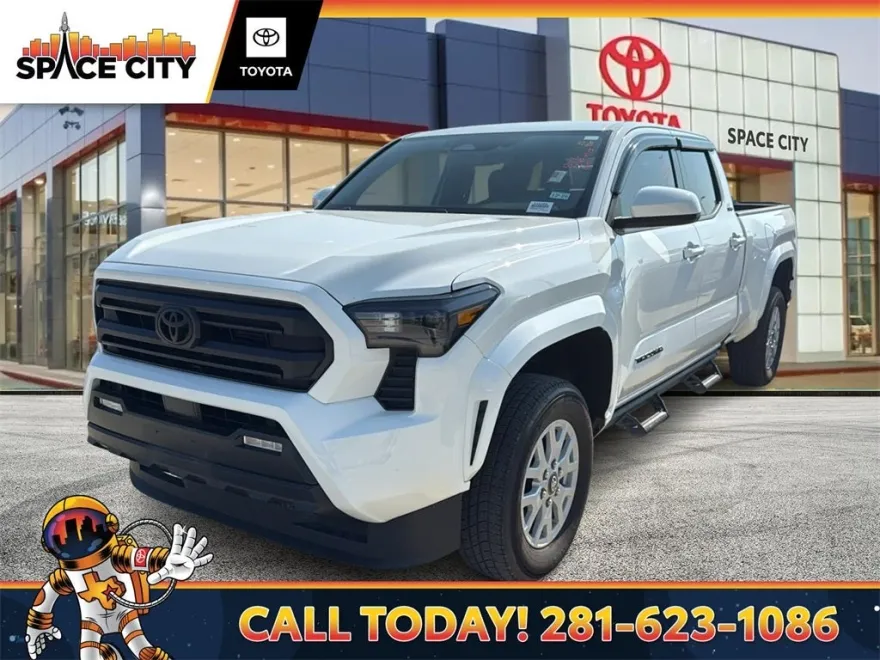 2024 Toyota Tacoma SR5 photo 1