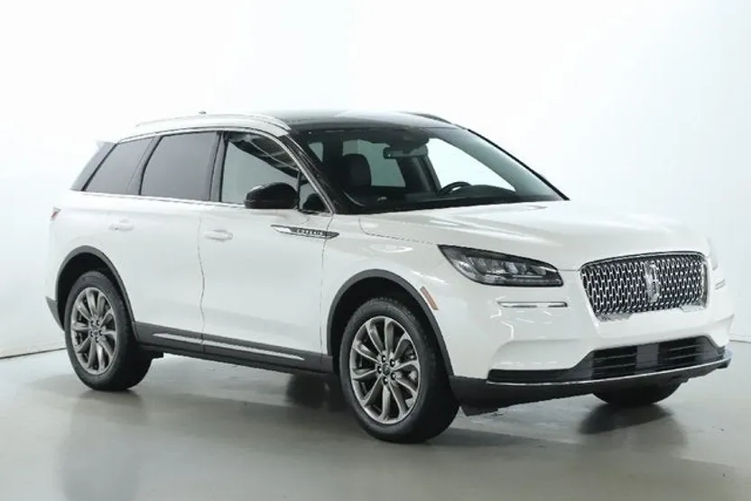 2022 Lincoln Corsair Standard photo 1