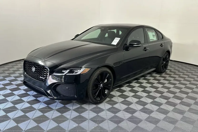 2024 Jaguar XF P300 R-Dynamic SE photo 1