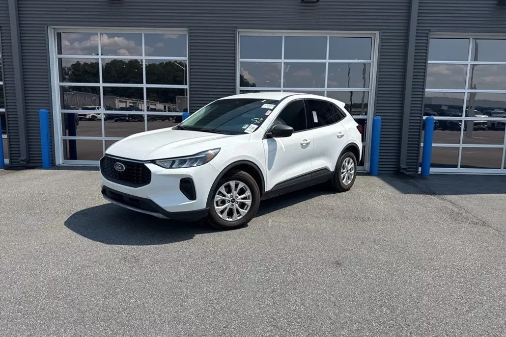 2023 Ford Escape Active photo 1