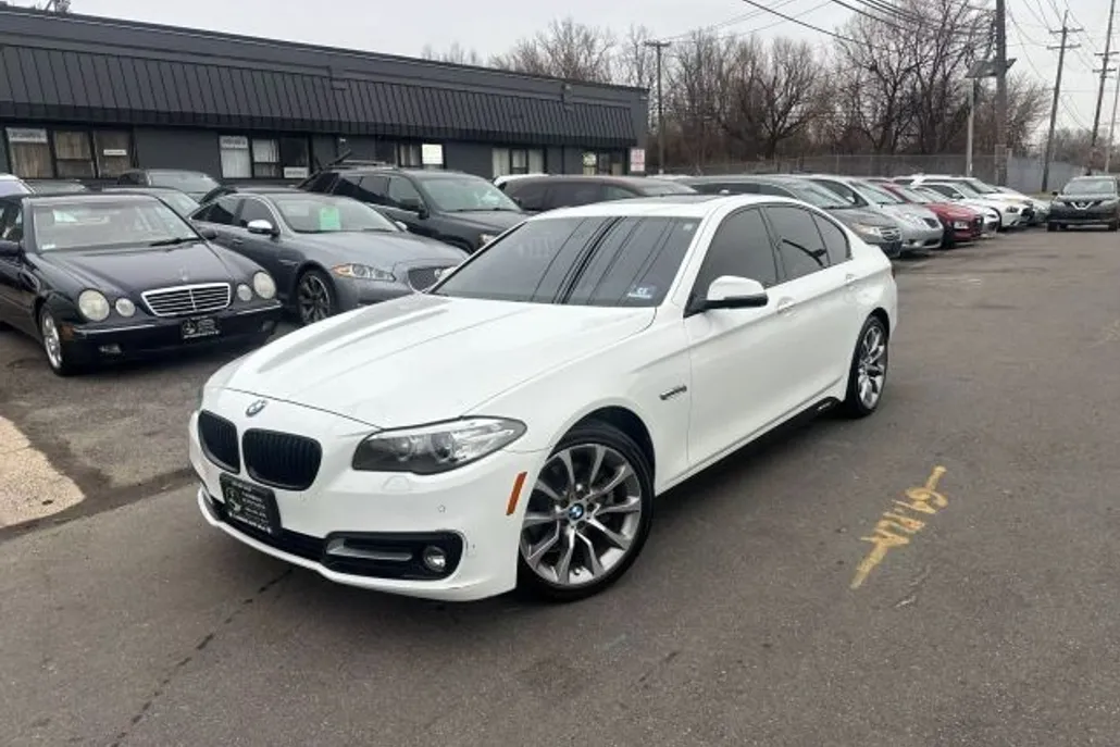 2016 Bmw 528i xDrive photo 1