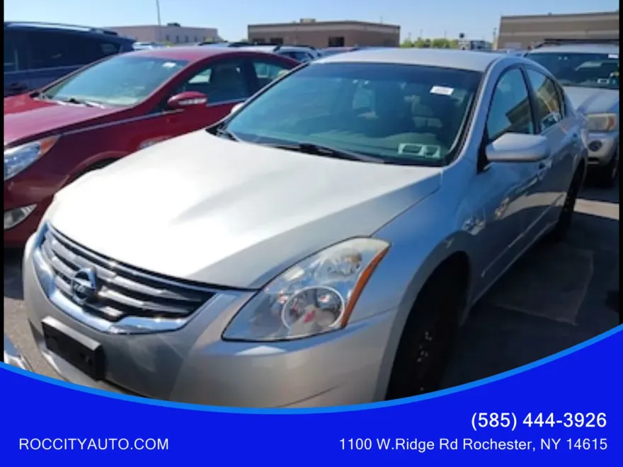 2012 Nissan Altima 2.5 photo 1