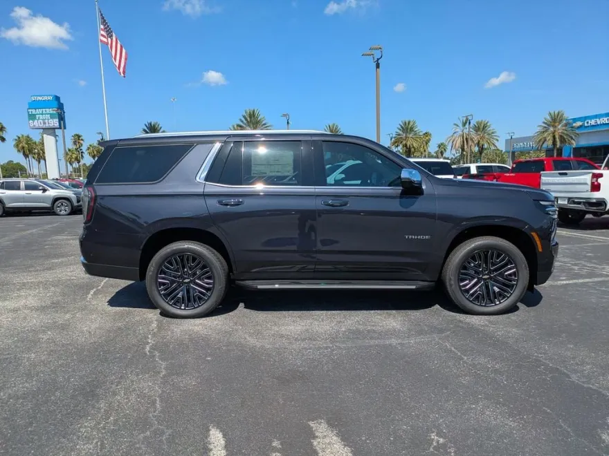 2025 Chevrolet Tahoe Premier photo 1